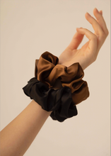 Load image into Gallery viewer, PRISM Silk Scrunchies Black/Brown
